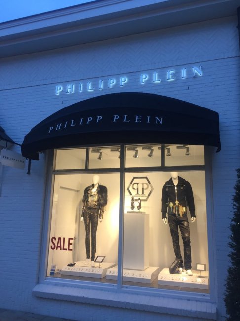 Philipp Plein Outlet -- Designer Outlet Roermond