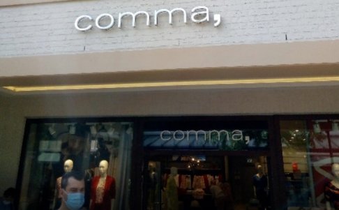 Comma Outlet -- Designer Outlet Roermond