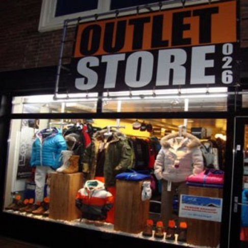 Outletstore026 - 2