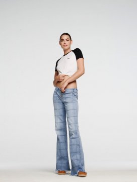 Lois Jeans Magasin   —    Sample & Stock Sale