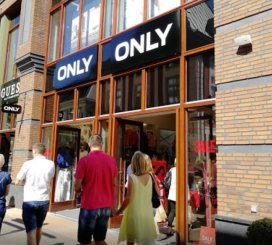 Only Outlet -- Designer Outlet Roermond