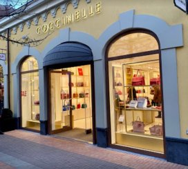 Coccinelle Outlet -- Designer Outlet Roermond