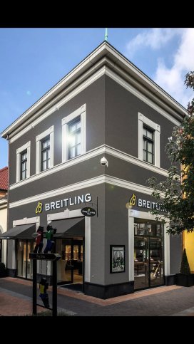 Breitling Outlet -- Designer Outlet Roermond