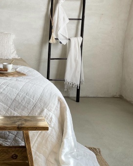 Outlet Store House In Style & Passion For Linen